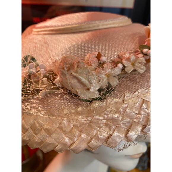 vintage 1950s pale pink saucer hat tulle and flowers 50s fashion easter wedding - Picture 3 of 8